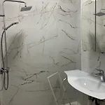 Apartament Long Nearby Mariottes H Town